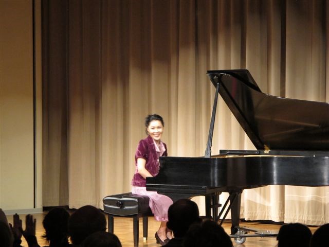 twin piano photo.jpg